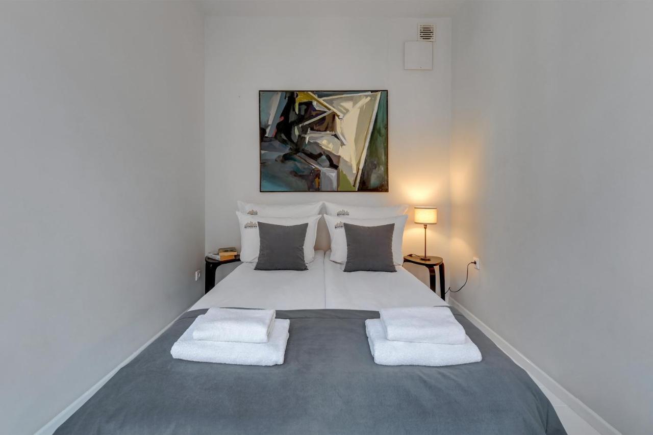 Szafarnia Marina, City Center & Free Parking By Downtown Apartments กดัญสก์ ภายนอก รูปภาพ